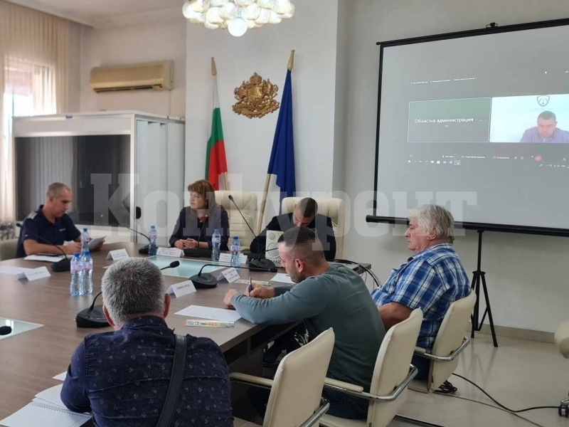 Надя Донкинска проведе заседание с Областната комисия по безопасност на движението по пътищата във Враца 