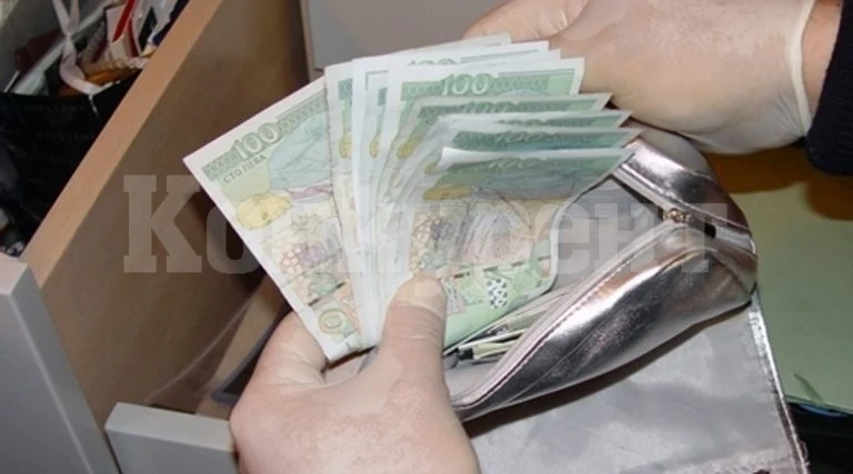 Младежи обраха пари от дядо във Видинско