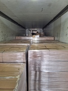 Над 20 тона заготовки за цигарени кутии задържаха митническите служители във Видин