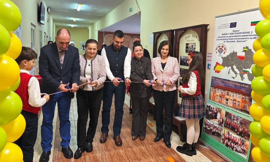 Иновативен СТЕМ център вече има НУ „Св. Софроний Врачански“ – Враца