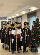 Коледарчета внесоха празнично настроение в офиса на НАП във Видин