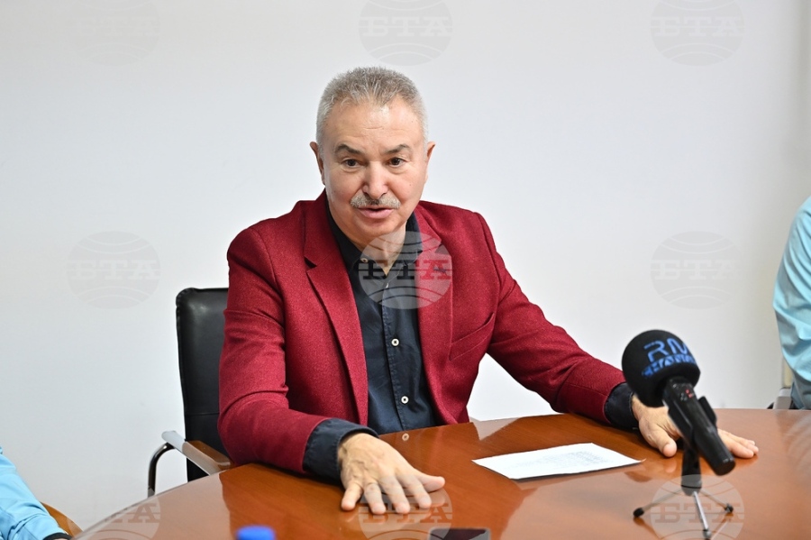 Община Монтана няма да чака новия бюджет и започва текущи ремонти със собствени средства, заяви кметът Златко Живков