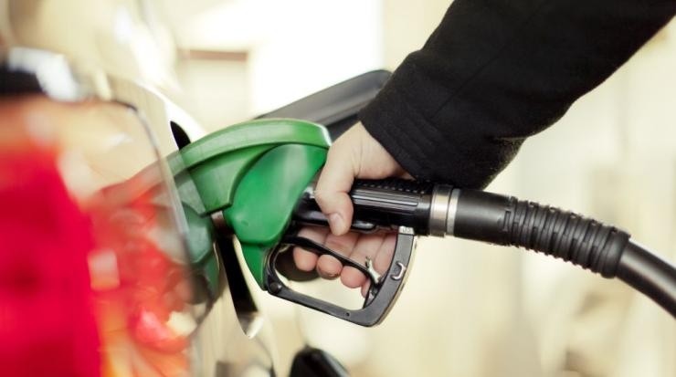 Влиза в сила помощта за най-нуждаещите се заради високите цени на горивата