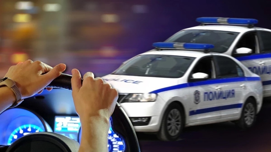 След гонка с полицията: 19-годишен избяга и изостави нерегистрирано МПС
