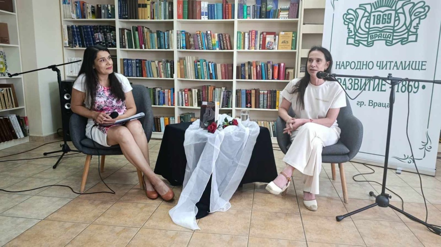 Между легендата и любовта: Диана Пешева представи дебютния си роман „Воалът“