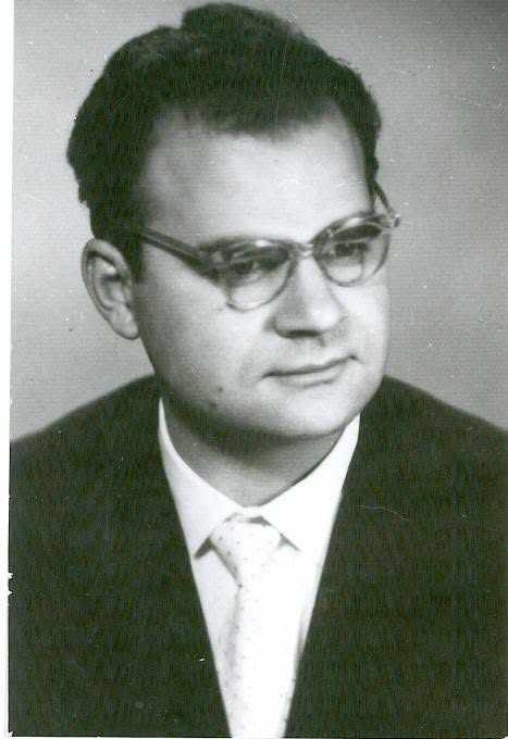 Община Лом отбеляза 91 години от рождението на Владимир Башев
