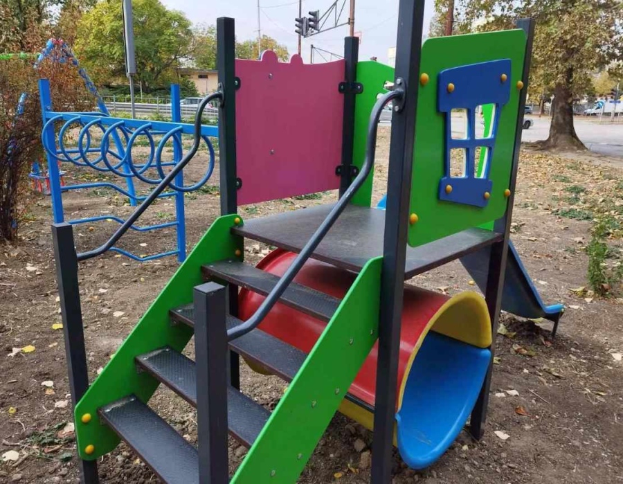 Община Видин обнови 11 детски площадки, инвестициите в сигурността и играта на открито продължават