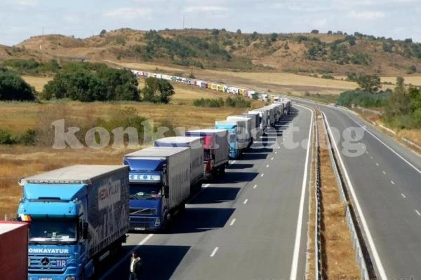 Спират тировете в петък и неделя