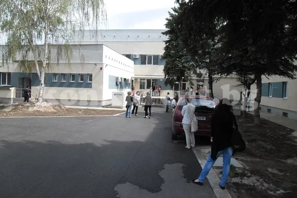 110 души напират за 8 места в НОИ