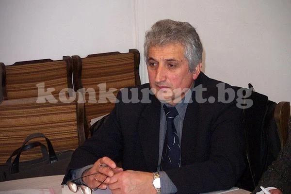 Губернатор на Враца - Иван Даков или Венцислав Василев