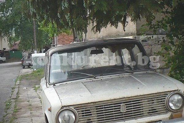 Хлапак си открадна Жигули