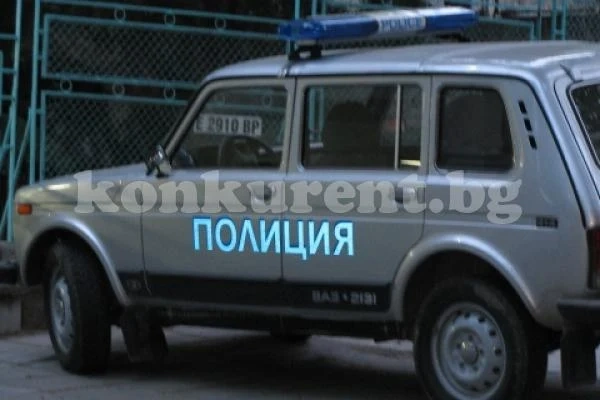 Ченгета прибраха чувал с тютюн