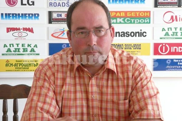 На „Огоста” пристигна треньор на национали