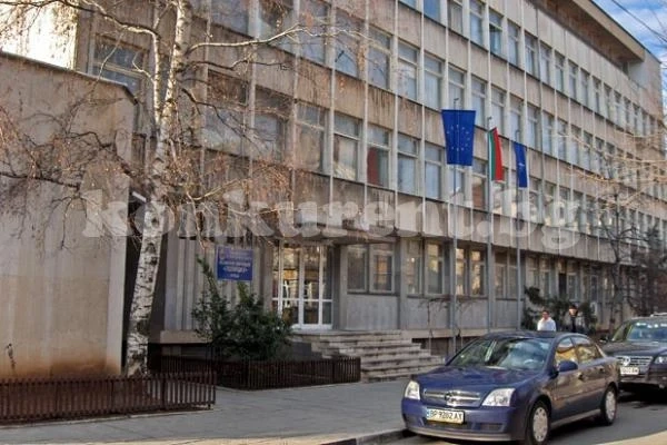 Главният секретар награди полицаи, не приели подкуп