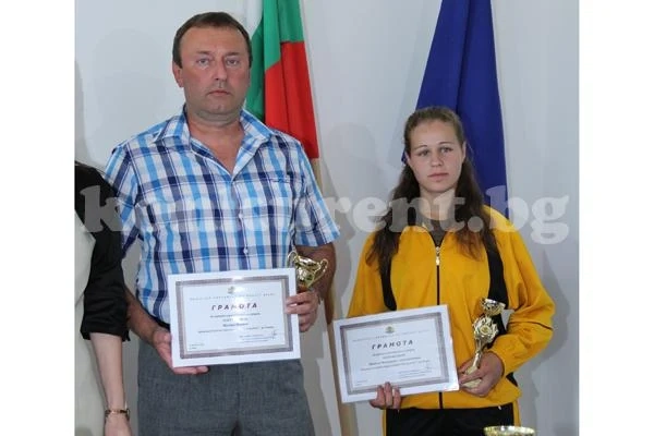 Деница Методиева прави дубъл в леката атлетика
