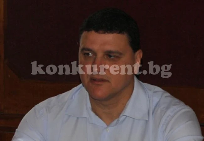 Кмет даде пари за спасяване на културно наследство