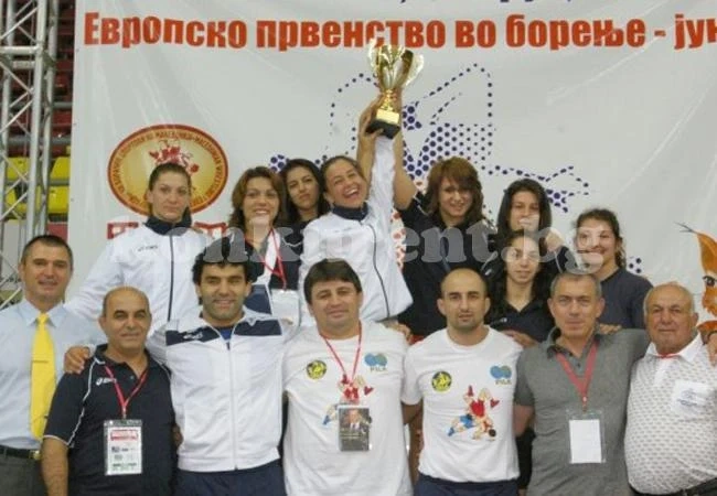 Мими Христова помогна за купата в Скопие