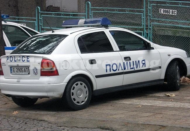 Столични полицаи арестуват врачанин
