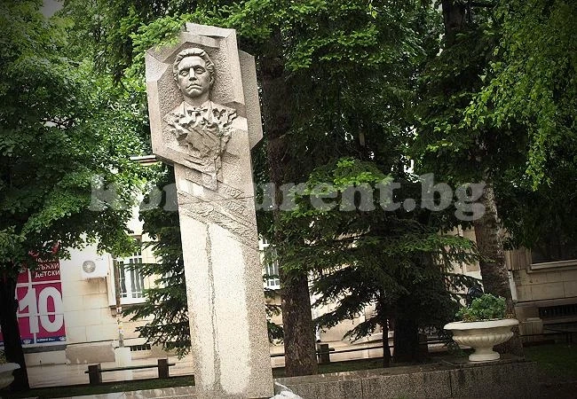 Честват годишнина на Левски във Враца
