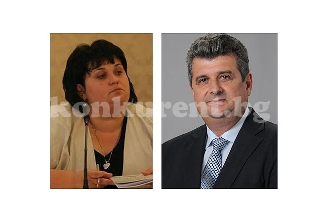 Мъж сяда в стола на Фидосова