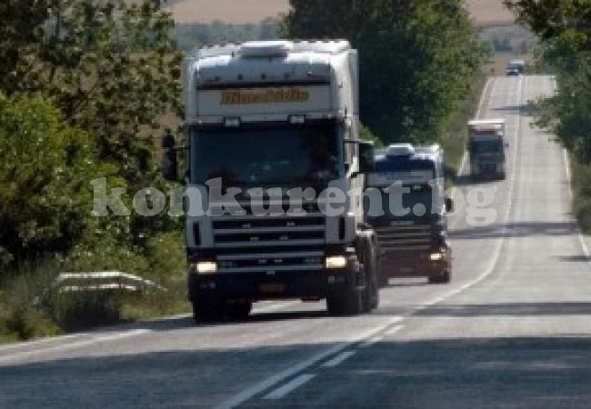 Раздават безплатни пропуски на превозвачи