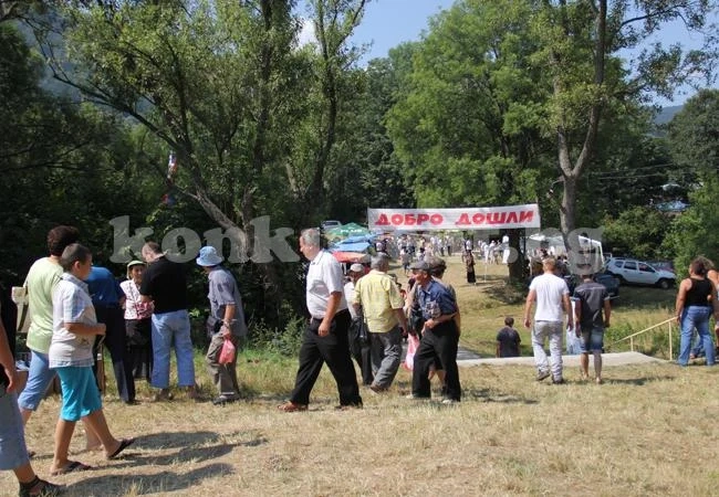 Панаирът край Кадъ Боаз събра българи и сърби
