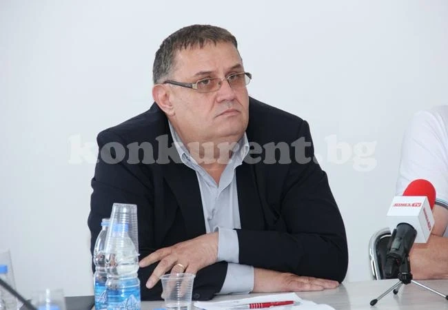 Банчев взима здравеопазването в областта