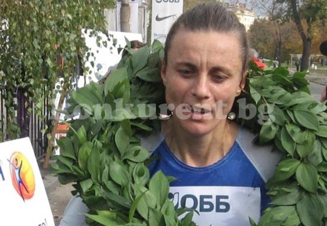 Михайлова печели титла във Франция