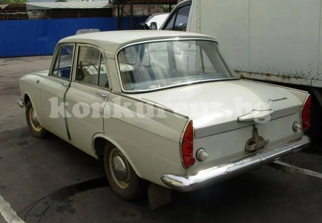 Арестуваха двама качили каруца на „Москвич”