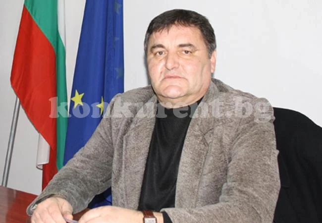 Обновяват парка в село Краводер