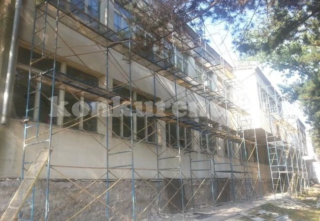 С 210 бона реновират лечебно заведение