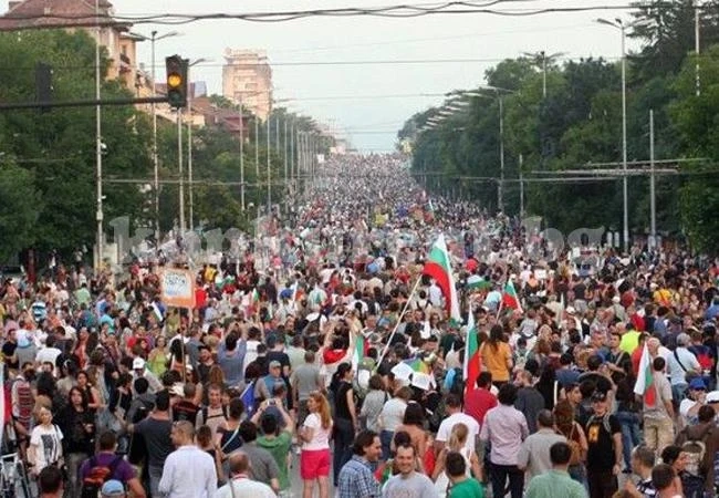 Ще оредеят ли още протестите?