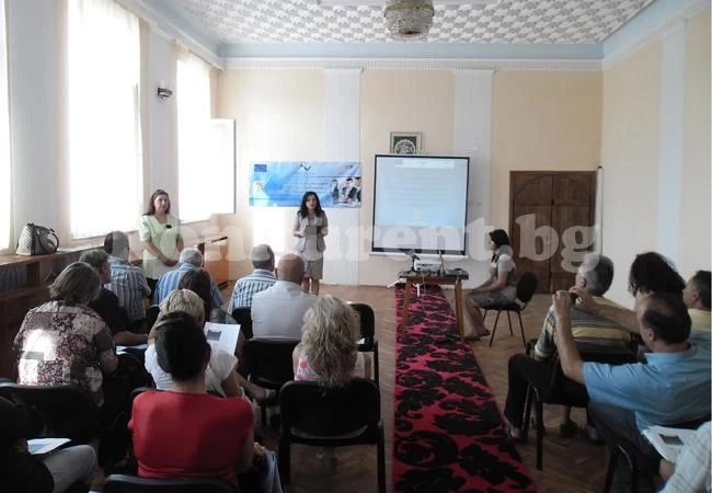 Кметове се учат на управление