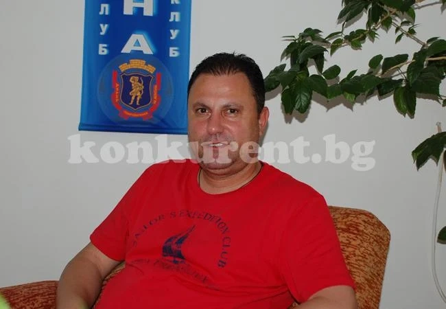 Левскар наказа Монтана в Добрич
