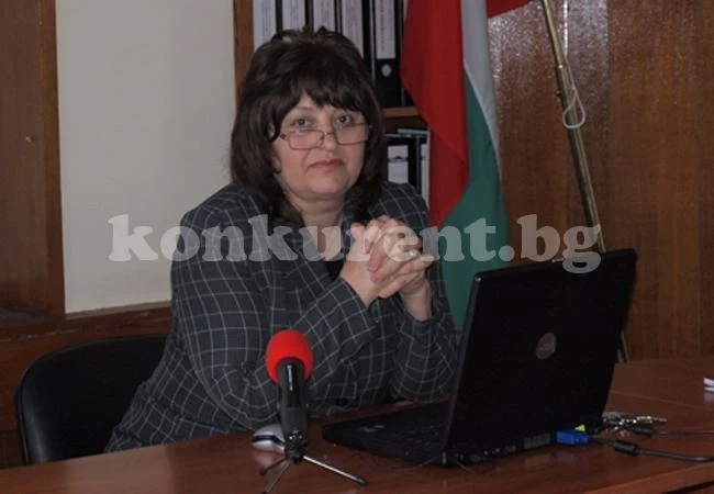 Зрелостници влязоха в поправителна сесия