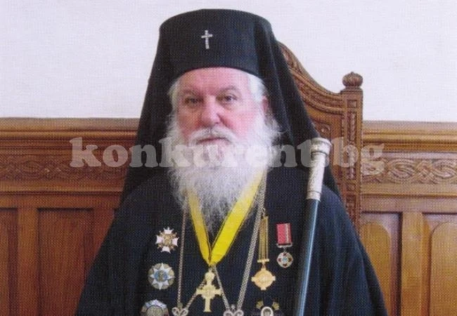 Искат Дометиан за почетен гражданин