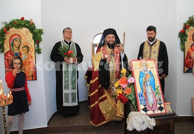 Дядо Киприян откри параклис на именния си ден