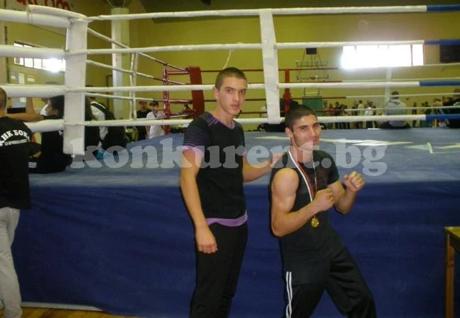 Боец печели злато за Golden boy
