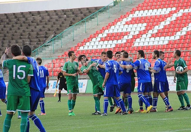 Ботев стигна дъното