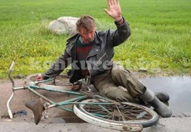 Мъртвопиян се размаза с колело