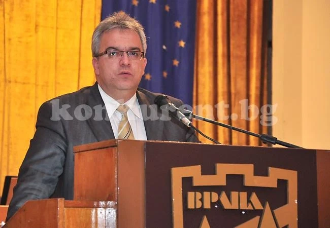 Отпускат 16 520 лв. за дофинансиране на девет училища в община Враца