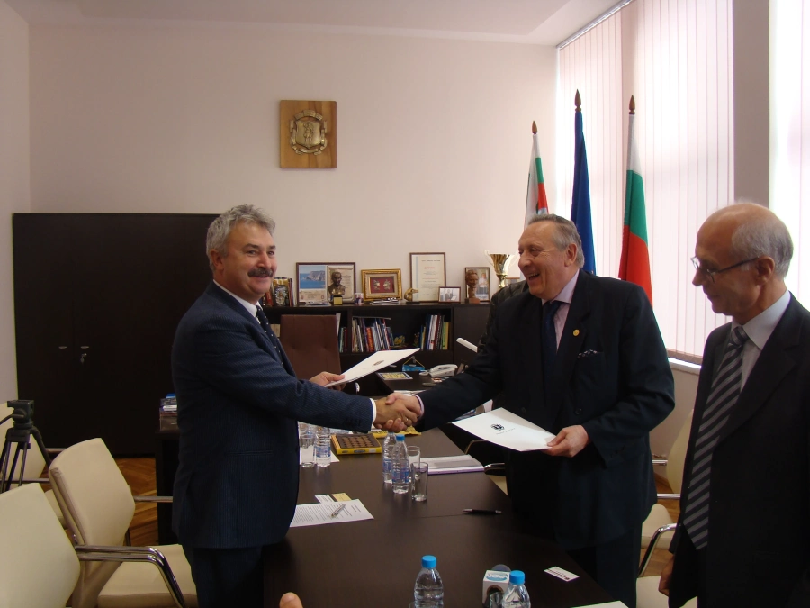 Монтана става център на академичната мисъл