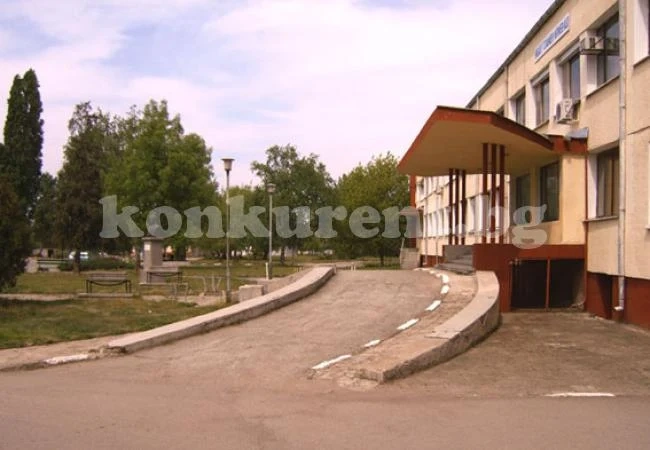 Запазиха шефа на монтанската болница