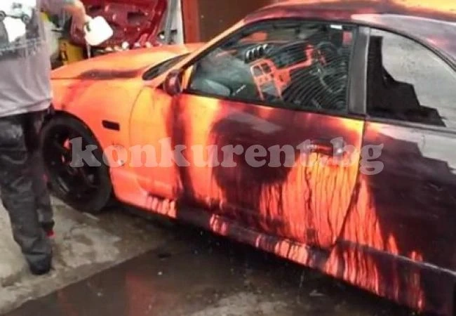Автомобил мени цвета си според сезоните