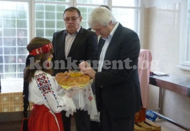 Обновена сграда откриха в Борован