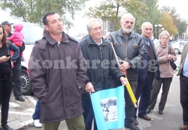И пчеларите във Видин протестираха с мълчание