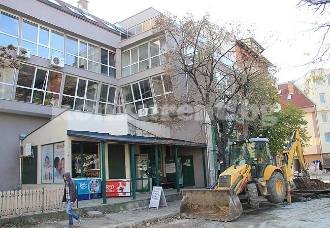 Хлапе пропадна в магазин
