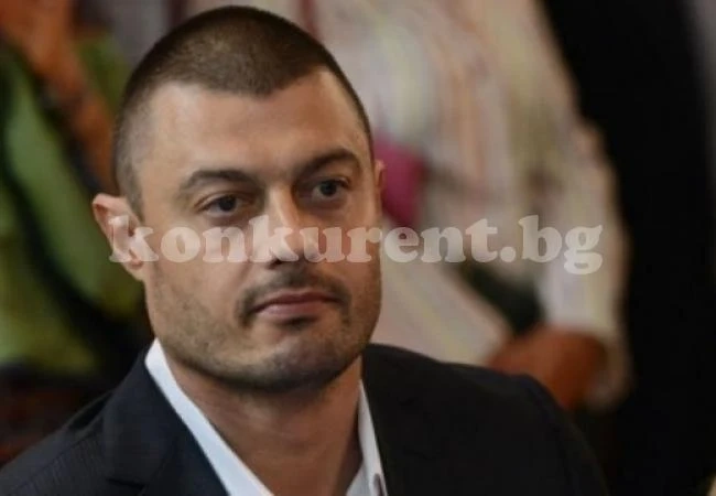Бареков с куп въпроси към „ранобудните” студенти