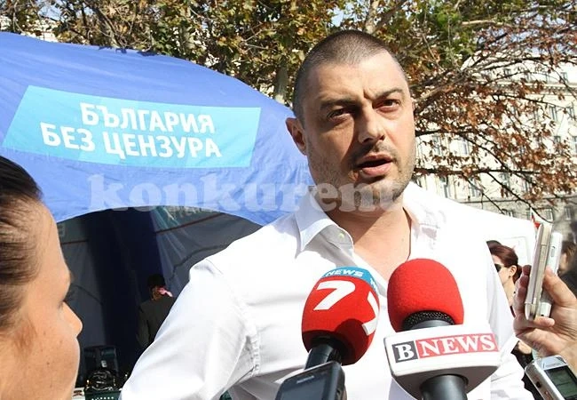 Бареков с партия през декември