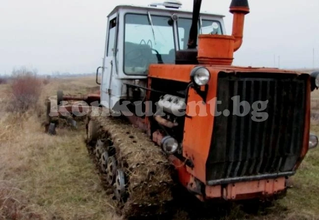 Окраха фирмен трактор